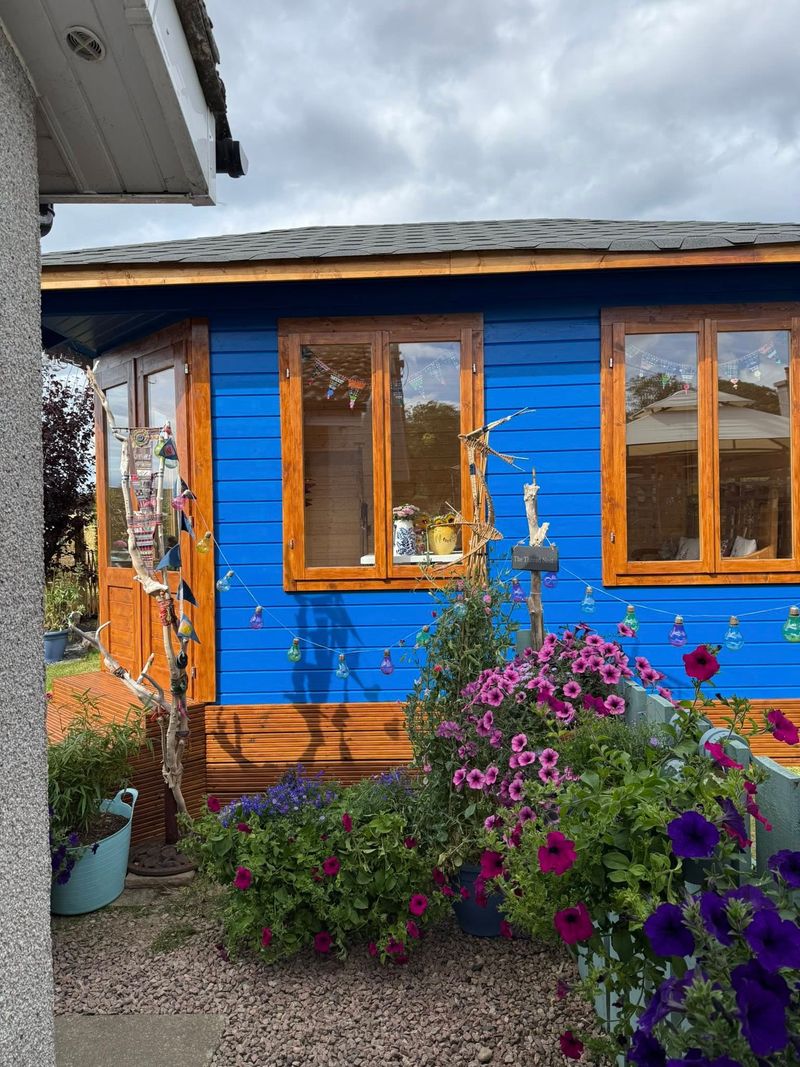 MST Joinery summerhouse project